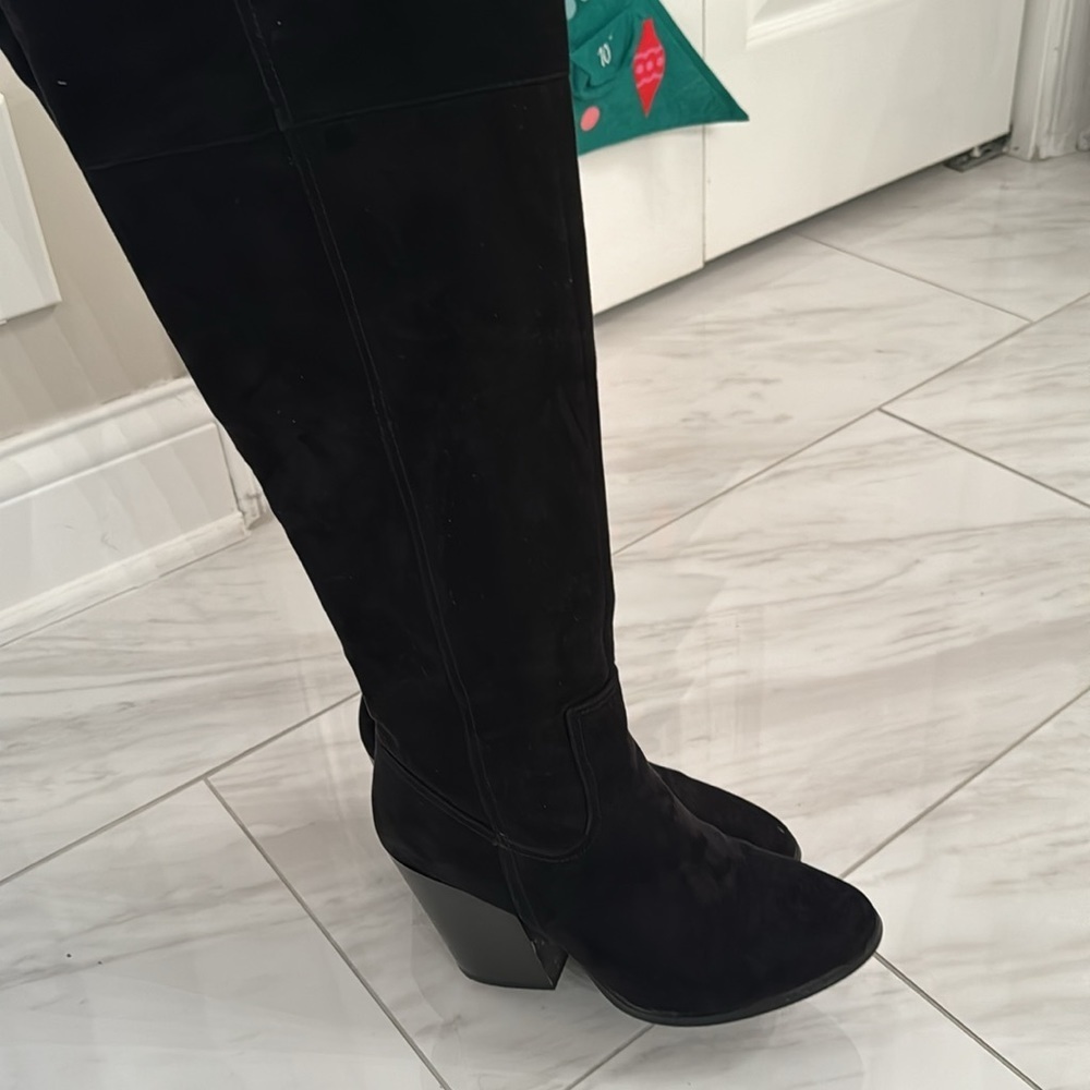 Forever 21 Tall Boot - Picture 6 of 7